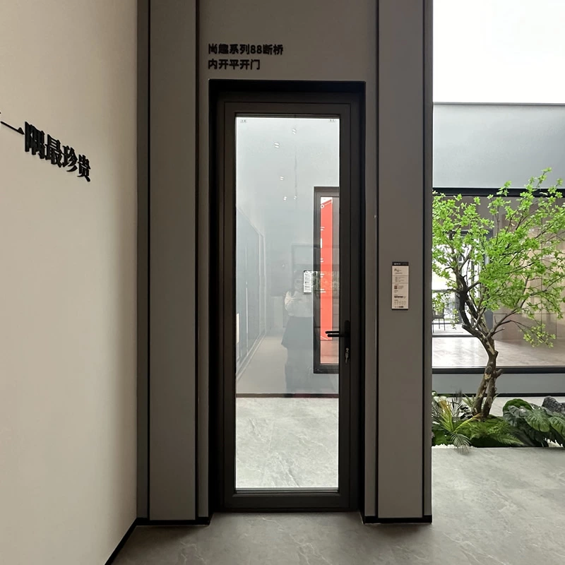 Top 5 Reasons To Choose Energy-efficient Doors For Your Patio